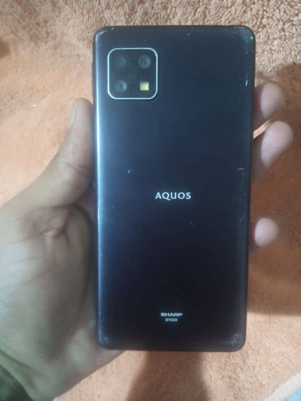 Sharp Aquos Sense 5G 3