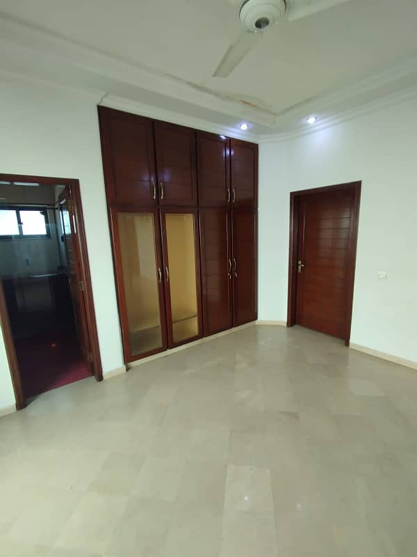 House For Rent In DHA Phase 4 Ideal Family Living 4