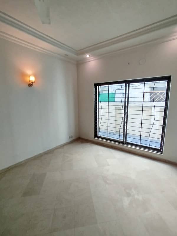 House For Rent In DHA Phase 4 Ideal Family Living 34