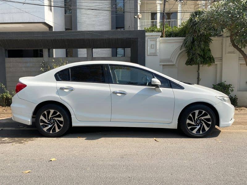 Honda Civic 1.8 i-VTEC Prosmetic 2015 9