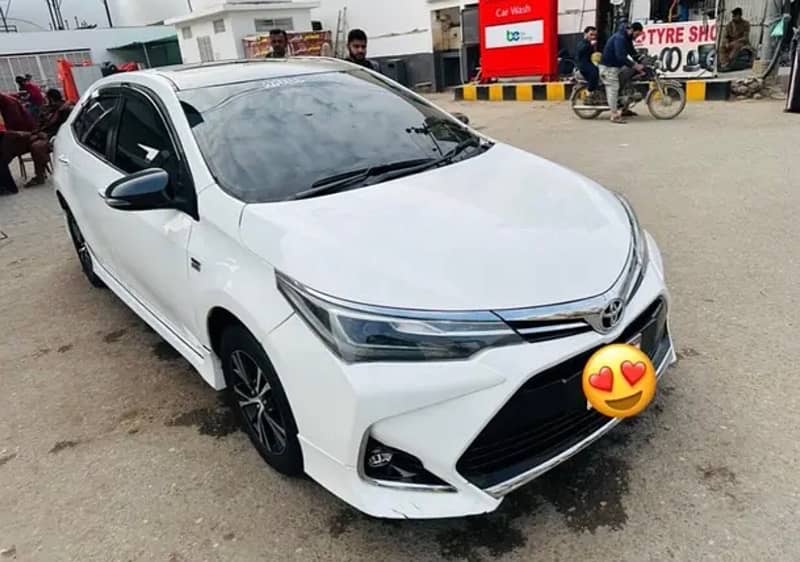 Toyota Altis Grande 2017 0