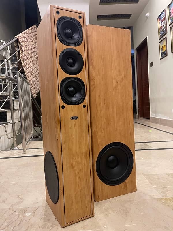 eltax  hollywood floor standing speakers /klipsch jbl focal Bose jbl 8