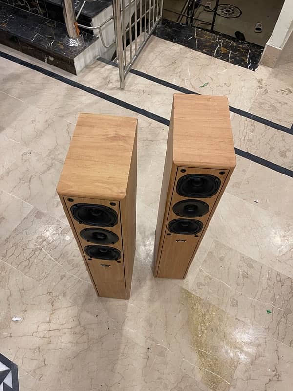 eltax  hollywood floor standing speakers /klipsch jbl focal Bose jbl 12