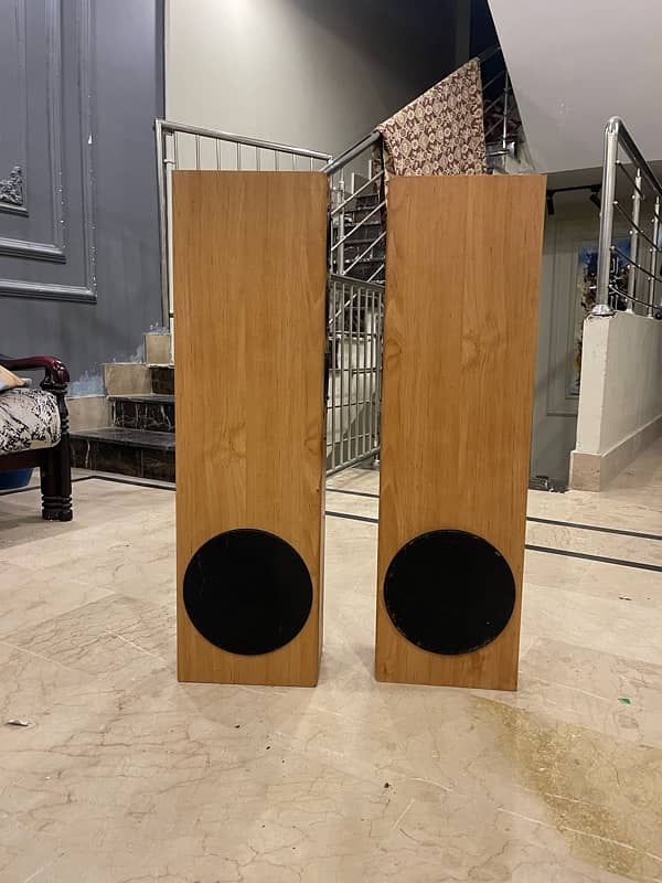 eltax  hollywood floor standing speakers /klipsch jbl focal Bose jbl 14