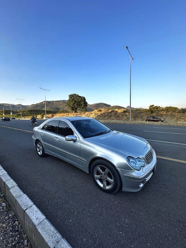 Mercedes C Class 2006 1