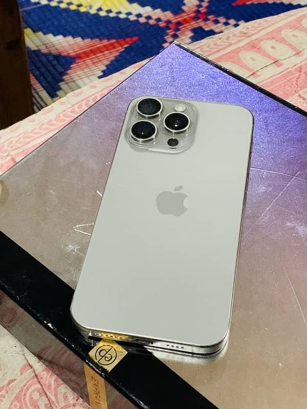 iphone 15Pro Max 2