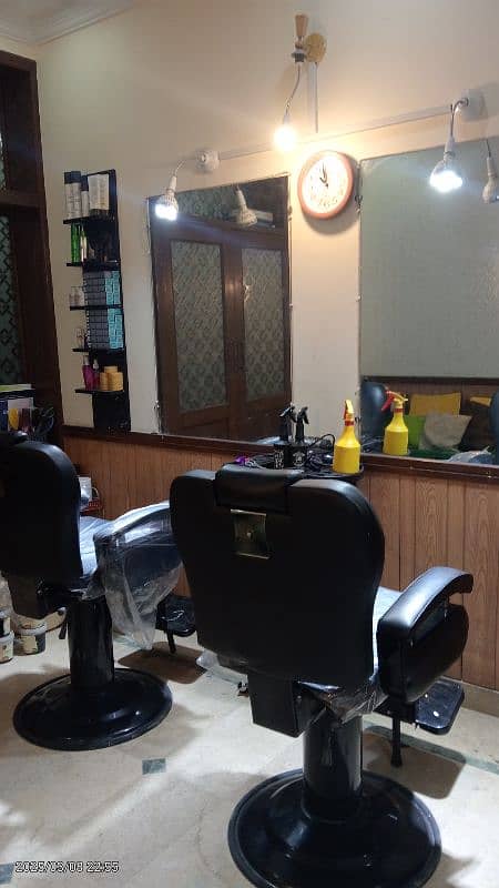 complete Beauty salon furniture for sale 10