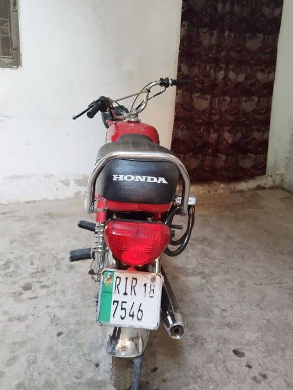 UNION STAR 70CC RED COLOUR 2