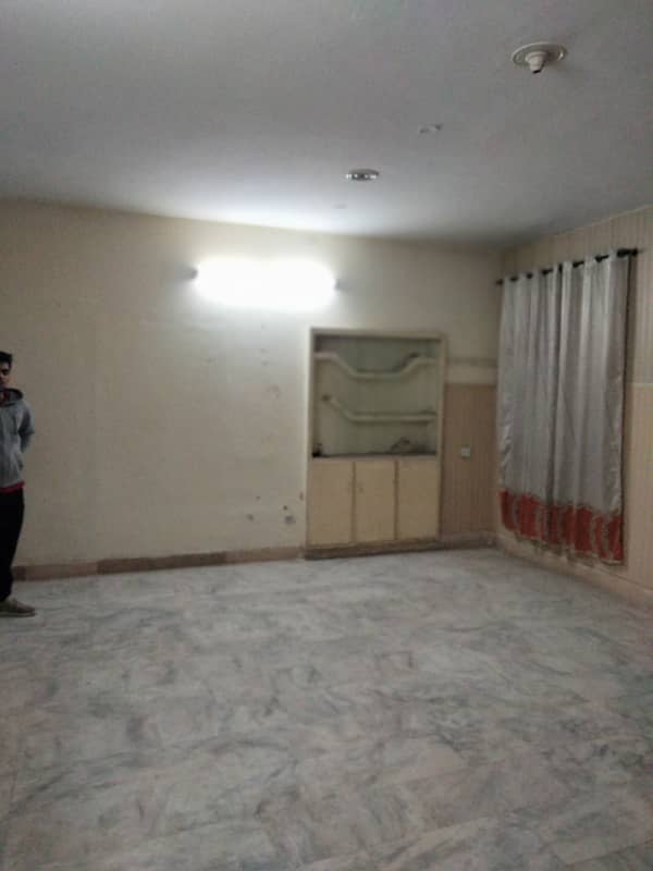 MIAN ESTATE OFFERS 620 Sq Feet Corner Independent House Available For Rent For Small Educated N Small Family 5