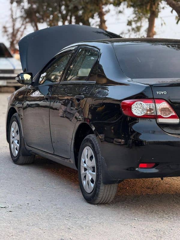 Toyota Corolla XLI 2014 3