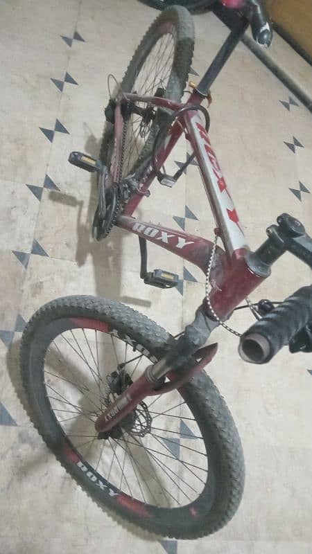 Roxy Sports Bicycle Urgent Sale. 5