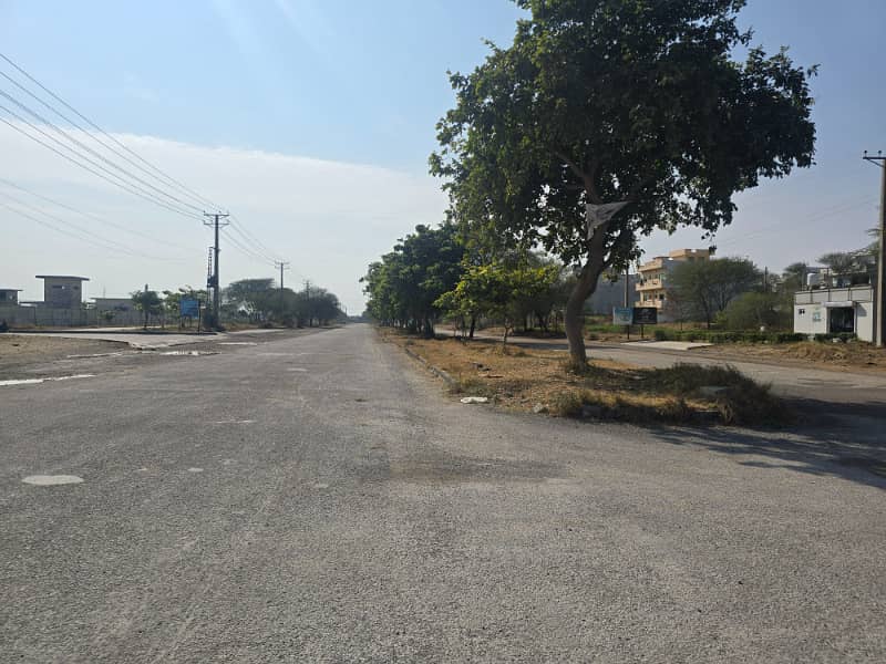 8 Marla level and sunface Plot on Double Road For Sale 5