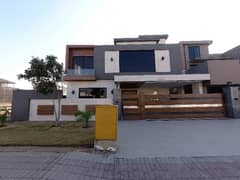 1 Kanal Luxurious Designer House Is Available For Sale In Bahria Town Phase 8 Rawalpindi