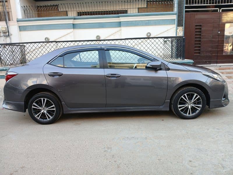 Toyota Corolla Altis X Automatic 1.6  2022 2