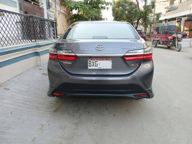 Toyota Corolla Altis X Automatic 1.6  2022 3