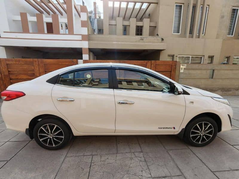 Toyota Yaris ATIV X 1.5 2022 8