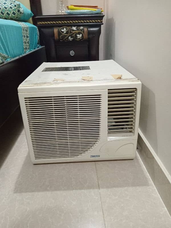 Selling Window Ac 0.75 ton for sale 0