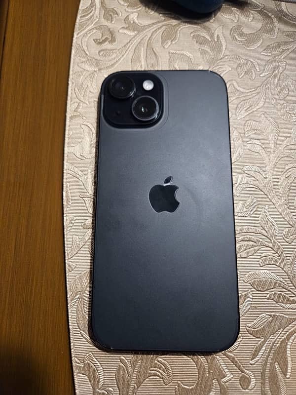 Black PTA iphone 15.128 GB 0