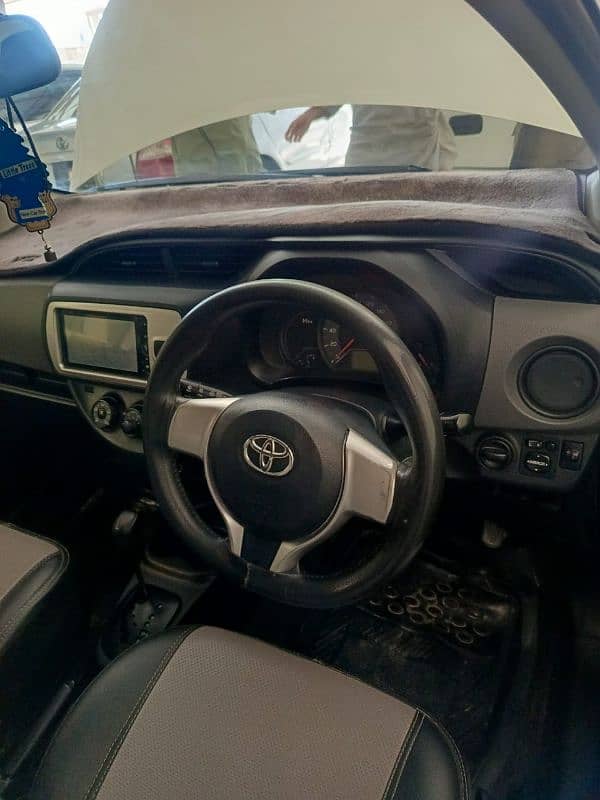 Toyota Vitz 2014 10