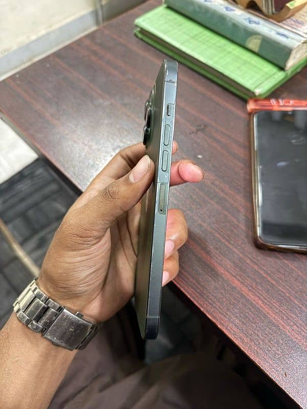 iphone 13 pro max non pta 3