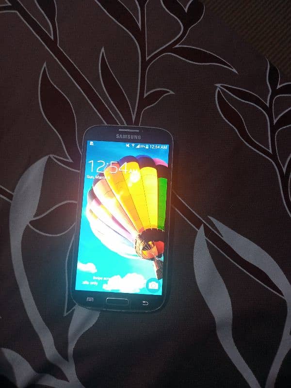 Im selling my samsung s4 glaxy 4