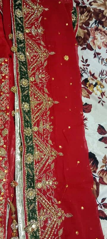 red lehnga set for weddings 4