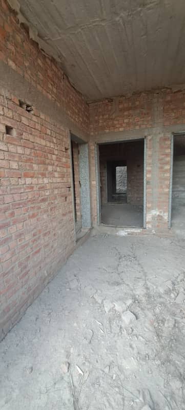 Urgent Sale: 2-Storey Structure Corner House in Pak Arab Ideal for Quick Investment! 5