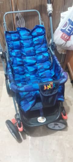 pram for kids boys girl Like new slight used all available