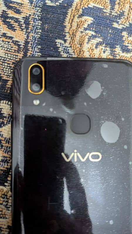 Vivo new mobile one day use dabba se bahar nikala 2