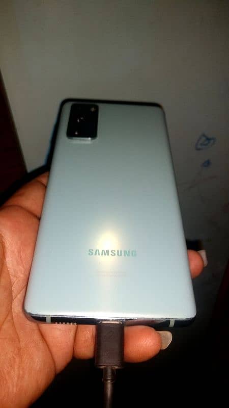 Samsung s20FE 6/128(non pta) 2