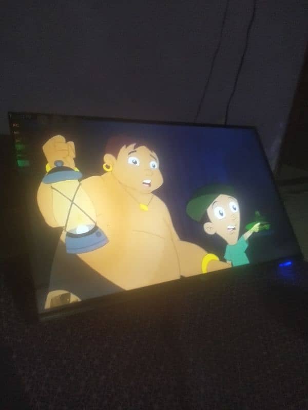 Smart Led TV 32" for sale 7