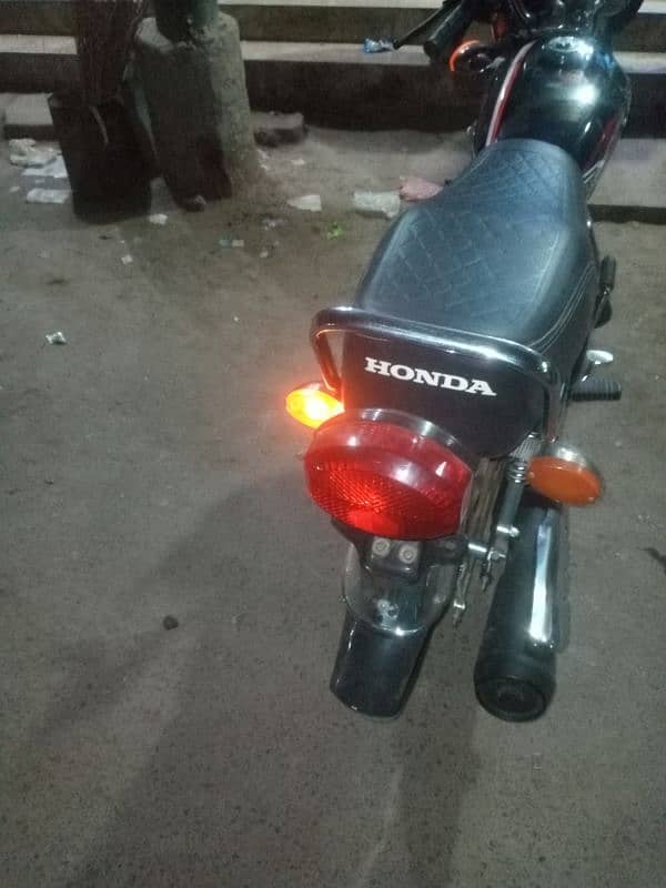 I am selling Honda 125 2024 dadu number smart card  complete file 2