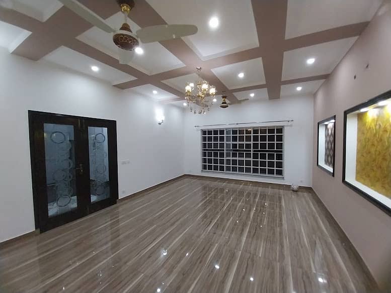 1 Kanal Brand New House Opposite DHA Phase 5 10