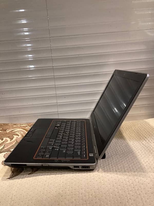 dell laptop 1