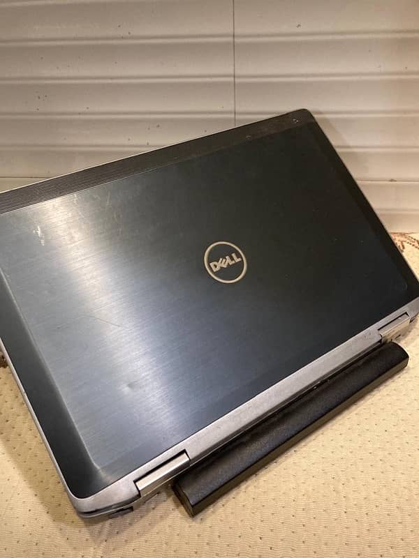 dell laptop 3