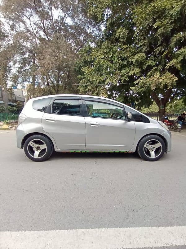 Honda Fit 2011 3