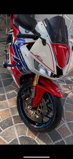 Total Genuine Honda CBR 600