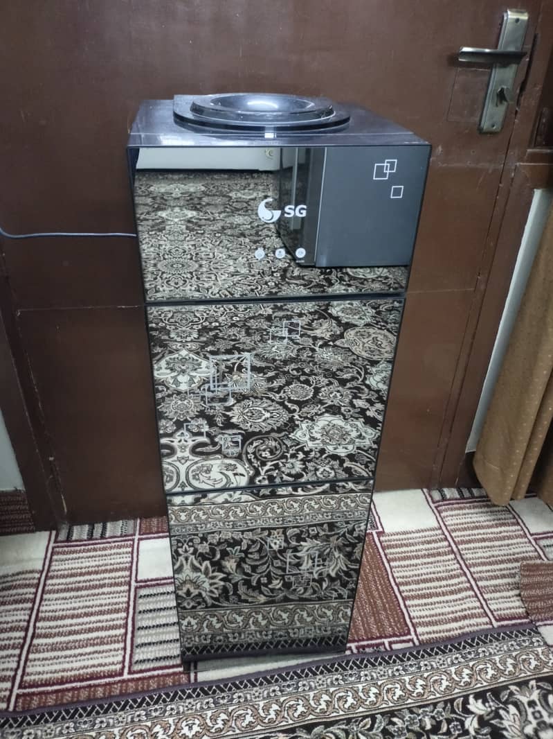 SG glass door water dispenser 2