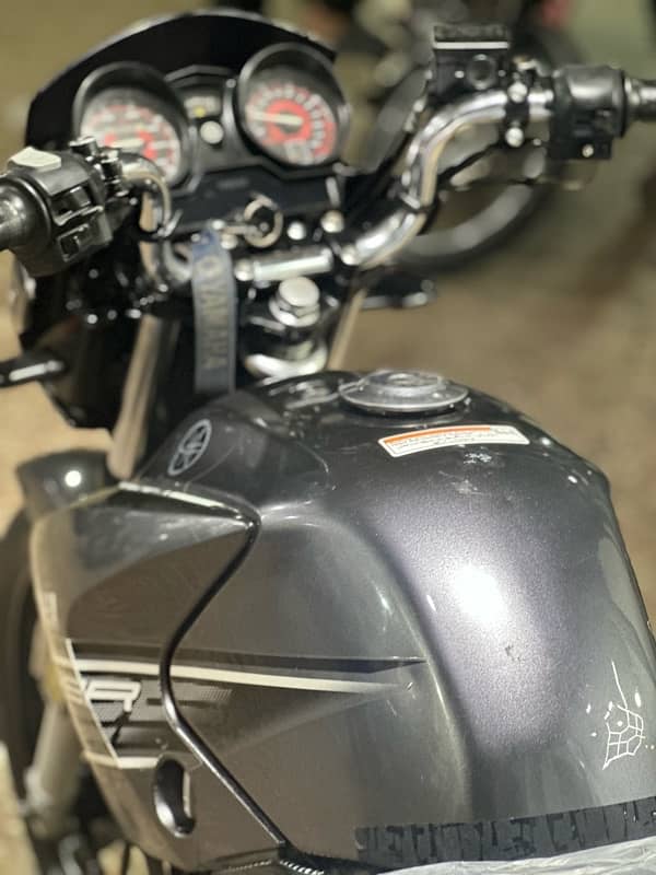 yamaha ybr125cc 2017 ( japniess model ) 2