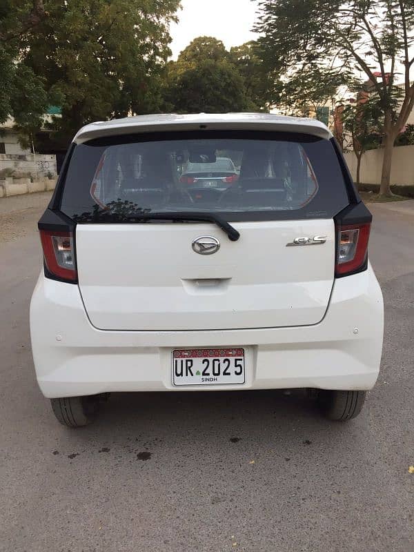 Daihatsu Mira 2021 12