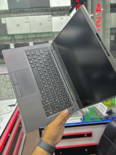 Dell Latitude 7400 i5-8th Generation