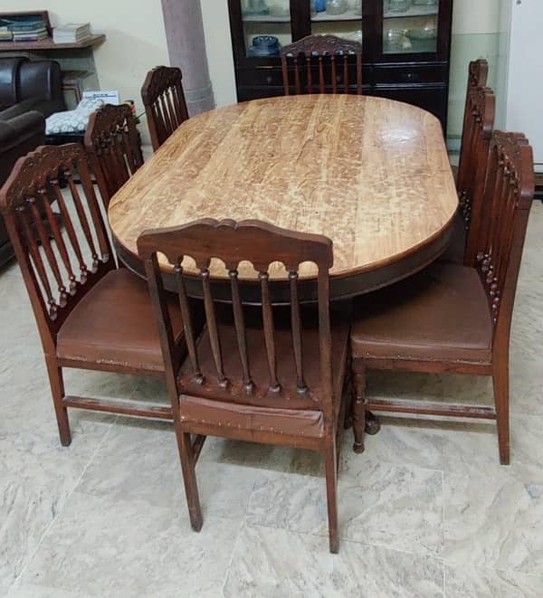 dinning table 8 seater 1