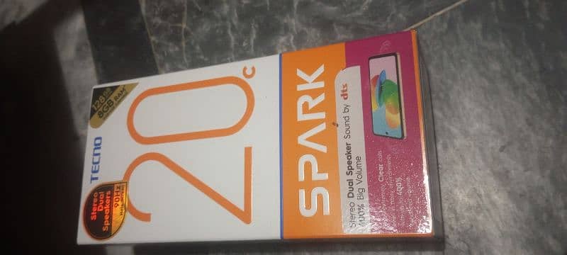 Tecno Spark 20 c  8 /128 1