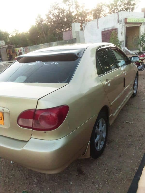 Toyota Corolla Altis 2005 3