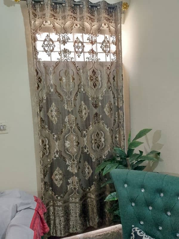 urgent sale curtains full size 4 curtains 1