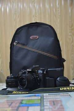 Single hand used Nikon d7200 with 2 lens and all accessories