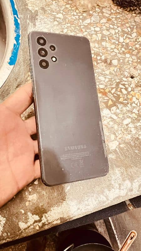 samsung A32 6/128 black 3