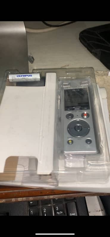 olympus digital voice recorder dm-770 with 3 mic 2