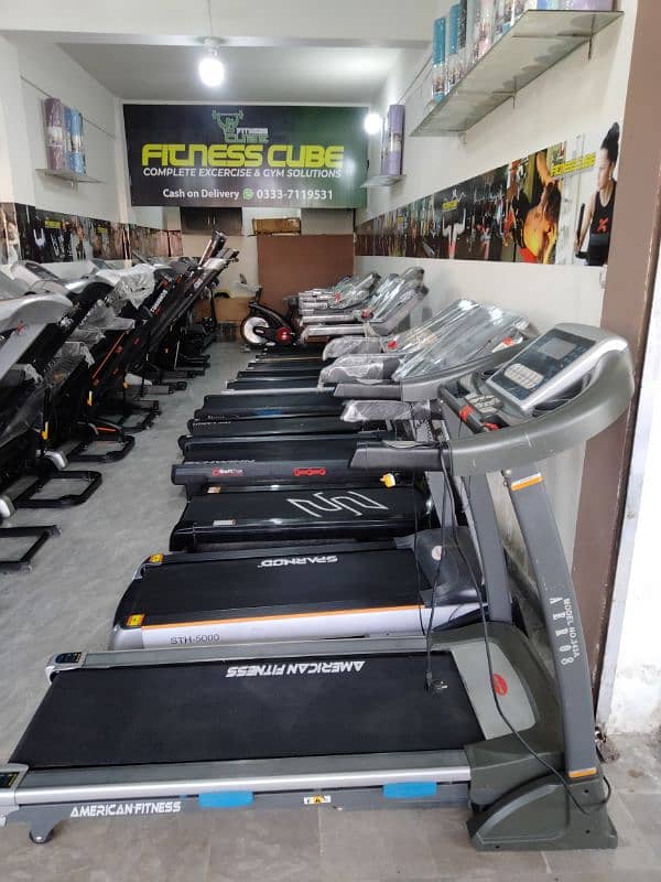 RAMZAN OFFER (DELIVERY FREE) COD. SLIGHTLY USED UAE IMPORTED TREADMILL 14