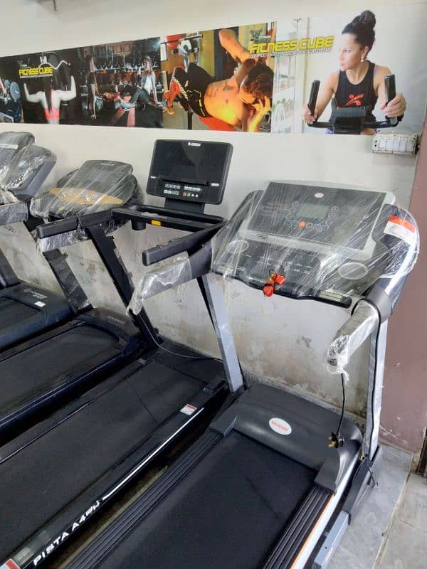 (DELIVERY FREE) RAMZAN OFFER COD. SLIGHTLY USED TREADMILLS AVAILABLE 5